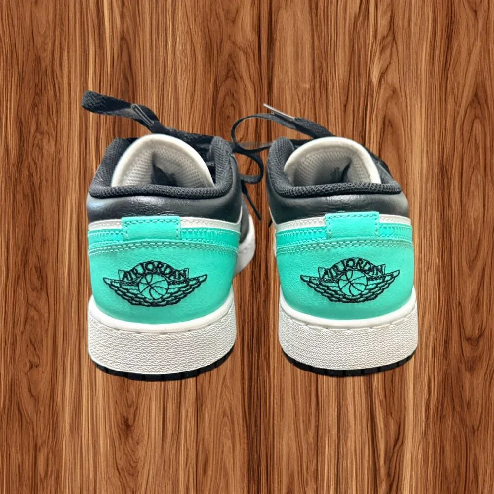 Nike Boy's Air‎ Jordan 1 Low GS Black/Teal, Size 5Y